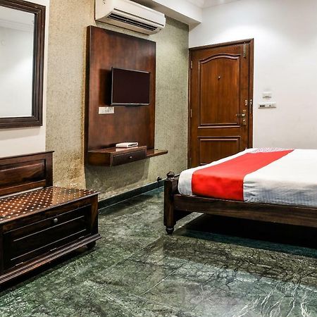 Oyo 1681 Hotel Devansh Udaipur Exterior foto